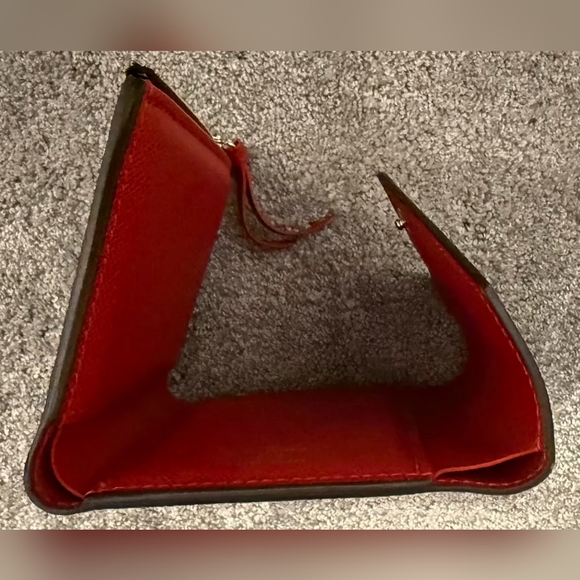 Louis Vuitton Victorine Wallet - Picture 6 of 11